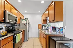 7690 SW 7th Ct, North Lauderdale, FL 33068 - Photo 17