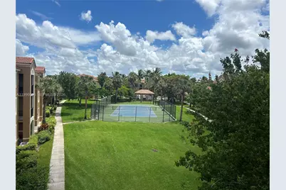 8050 N Nob Hill Rd #203, Tamarac, FL 33321 - Photo 7