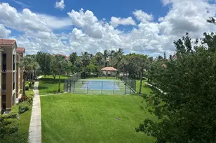 8050 N Nob Hill Rd, Tamarac, FL 33321 - Photo 7