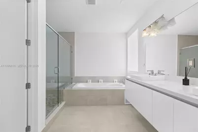 9830 NW 74th Ter, Doral, FL 33178 - Photo 11