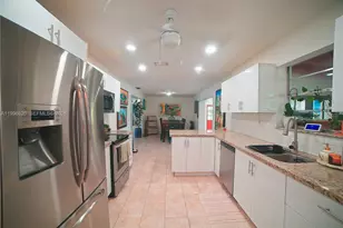 16101 SW 281st St, Homestead, FL 33033 - Photo 9