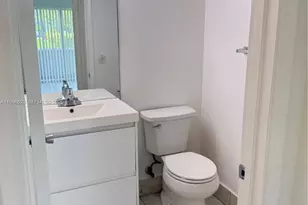 150 SW 134th Way, Pembroke Pines, FL 33027 - Photo 13