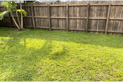 920 NE 108th St #B, Biscayne Park, FL 33161 - Photo 11