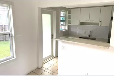 920 NE 108th St #B, Biscayne Park, FL 33161 - Photo 9