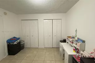 7610 Westwood Dr, Tamarac, FL 33321 - Photo 7