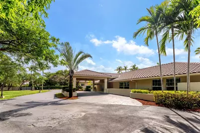 7201 SW 174th St, Palmetto Bay, FL 33157 - Photo 3