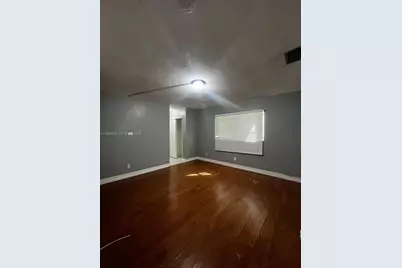 4753 NW 41st St, Lauderdale Lakes, FL 33319 - Photo 11