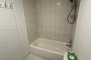 17560 Atlantic Blvd, Sunny Isles Beach, FL 33160 - Photo 17