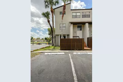 10000 NW 9th St Cir #21, Miami, FL 33172 - Photo 3