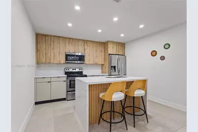 10017 SW 23rd Ter, Miami, FL 33165 - Photo 11