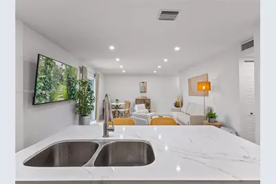 10017 SW 23rd Ter, Miami, FL 33165 - Photo 19