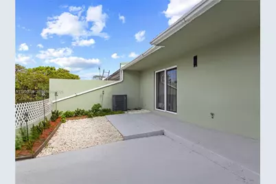 10017 SW 23rd Ter, Miami, FL 33165 - Photo 7