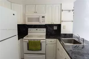 1911 SW 107th Ave, Miami, FL 33165 - Photo 7