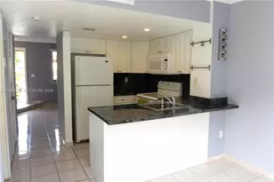 1911 SW 107th Ave, Miami, FL 33165 - Photo 5