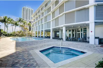 6515 Collins Ave #1604, Miami Beach, FL 33141 - Photo 7