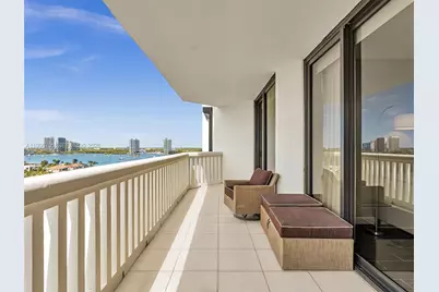 2000 Island Blvd #1203, Aventura, FL 33160 - Photo 3
