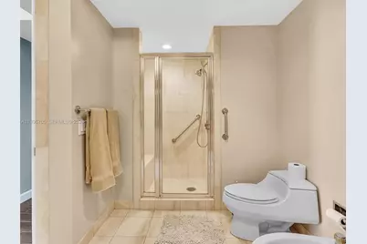 2000 Island Blvd #1203, Aventura, FL 33160 - Photo 21