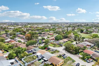 2951 NW 195th St, Miami Gardens, FL 33056 - Photo 27