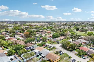 2951 NW 195th St, Miami Gardens, FL 33056 - Photo 27