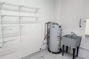 795 NW 42nd St, Miami, FL 33127 - Photo 43