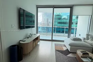 200 Biscayne Blvd Way, Miami, FL 33131 - Photo 3