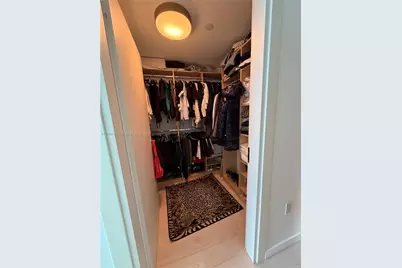 200 Biscayne Boulevard Way #3709, Miami, FL 33131 - Photo 9