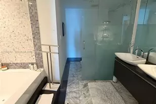 200 Biscayne Blvd Way, Miami, FL 33131 - Photo 5