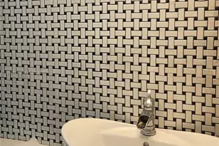 3811 NW 84th Ave, Sunrise, FL 33351 - Photo 17