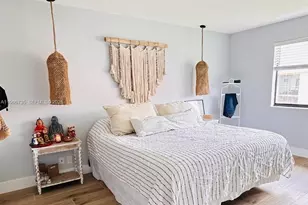 223 Lakeview Dr, Weston, FL 33326 - Photo 21