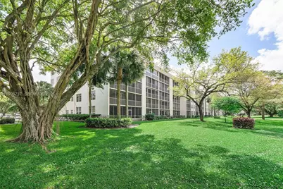 3505 Oaks Way #308, Pompano Beach, FL 33069 - Photo 39