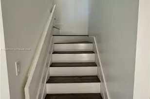 375 NW 85th Pl, Miami, FL 33126 - Photo 9