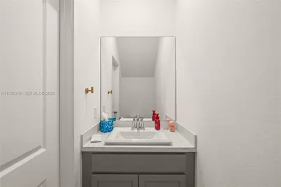 848 NW 3rd Ter, Pompano Beach, FL 33060 - Photo 19