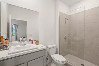848 NW 3rd Ter, Pompano Beach, FL 33060 - Photo 23