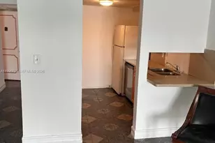 285 NE 191st St, Miami, FL 33179 - Photo 11