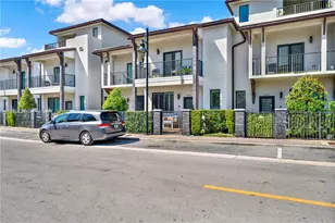 8319 NW 49th St, Doral, FL 33166 - Photo 3