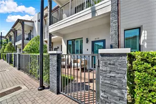 8319 NW 49th St, Doral, FL 33166 - Photo 5