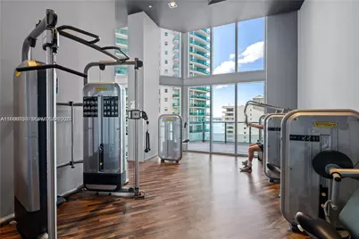 1300 Brickell Bay Dr #3206, Miami, FL 33131 - Photo 37