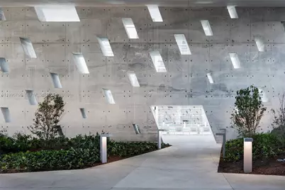 68 SE 6th St #2104, Miami, FL 33131 - Photo 23