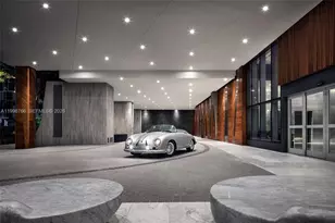 68 SE 6th St, Miami, FL 33131 - Photo 33