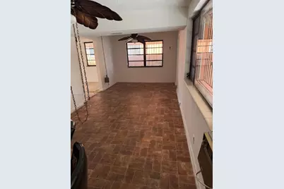 1185 W 32nd St, Hialeah, FL 33012 - Photo 15