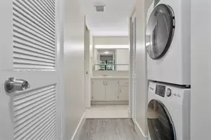 995 SW 84th Ave, Miami, FL 33144 - Photo 19