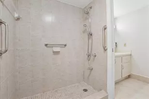 995 SW 84th Ave, Miami, FL 33144 - Photo 21
