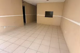 9972 SW 88th St, Miami, FL 33176 - Photo 7