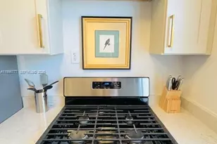 1050 Pennsylvania Ave, Miami Beach, FL 33139 - Photo 19