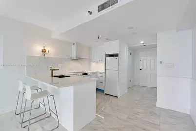 540 Brickell Key Dr #928, Miami, FL 33131 - Photo 5