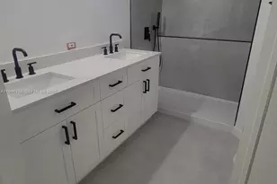 771 SW 148th Ave, Sunrise, FL 33325 - Photo 3