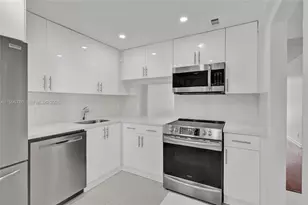 3181 S Ocean Dr, Hallandale Beach, FL 33009 - Photo 13