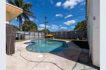 1331 N 69th Ave, Hollywood, FL 33024 - Photo 5