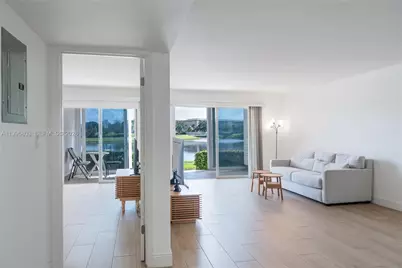 2904 Victoria Pl #A1, Coconut Creek, FL 33066 - Photo 9