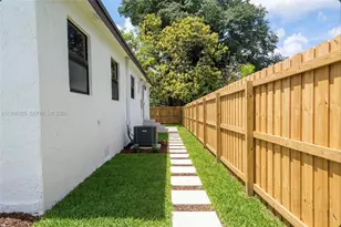 4750 NW 21st Ave, Miami, FL 33142 - Photo 19